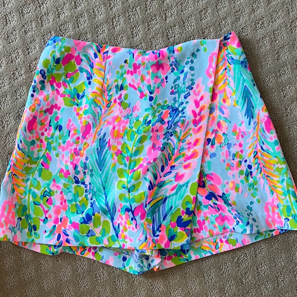 Lilly Pulitzer Patterned Skort - image 1